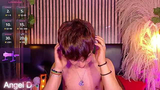 Chatroom XXX en direct de Angeldust19