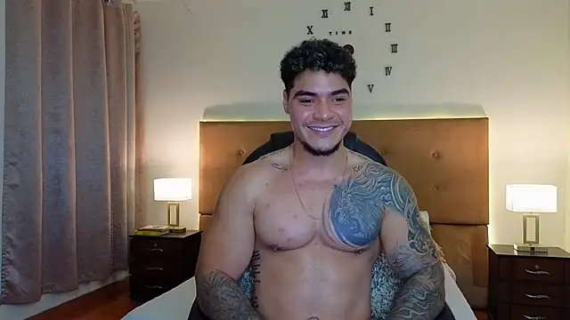 Chat +18 de Steven_Velez ao vivo