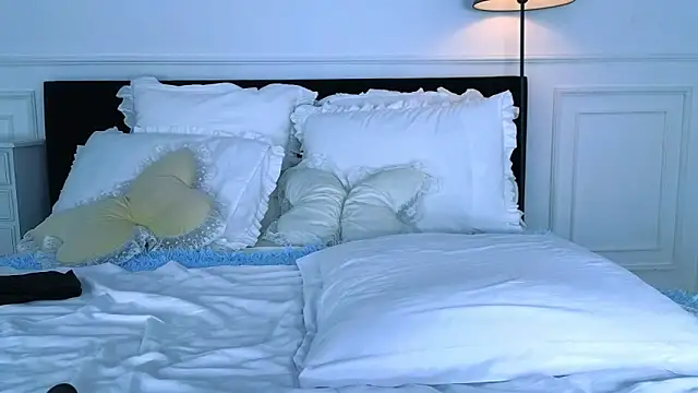 NicoleMarani Obrolan Langsung XXX