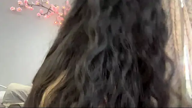 SweetMiaXO Chat XXX in diretta