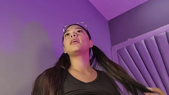 HatsaJones Live XXX-chat