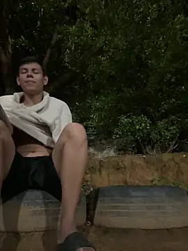 Latin_boys79のウェブカメラショー