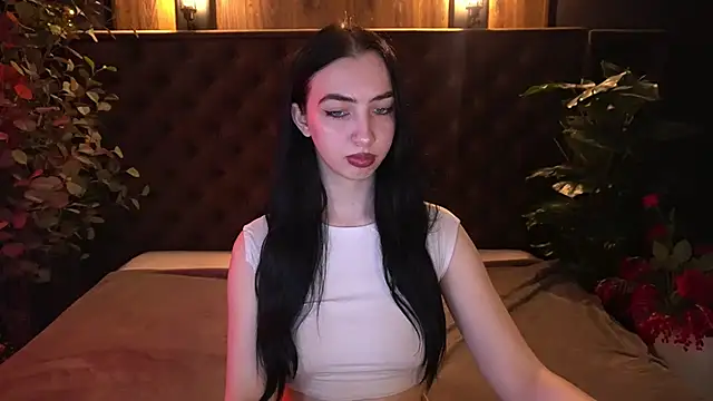 WildKittenX_ 即時 XXX 聊天