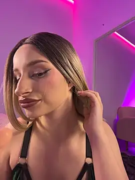 Chat XXX ao vivo de ScarletFlameee