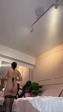 SHARONN____ Adlı Modelin Canlı XXX Sohbeti