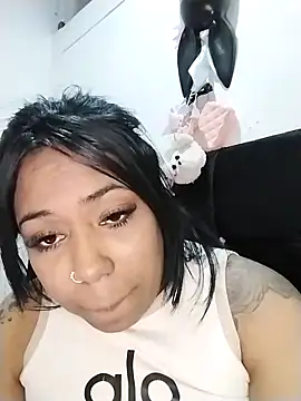 emma_purple_'s Webcam Show