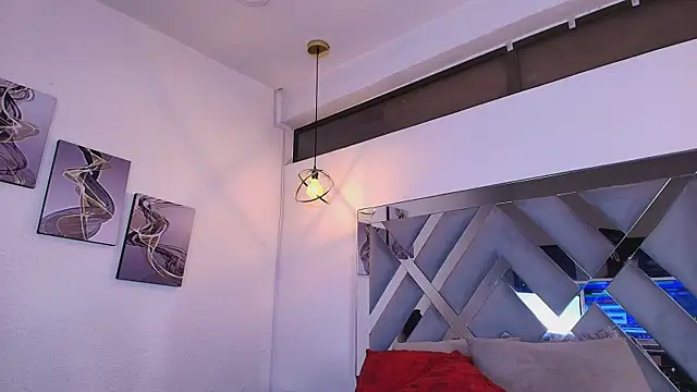 Rossi_ss1 Chat XXX live