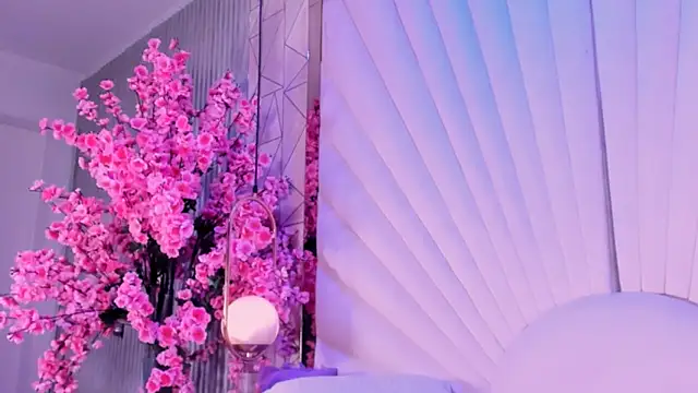 XXX chat uživo modela VesperVelvet