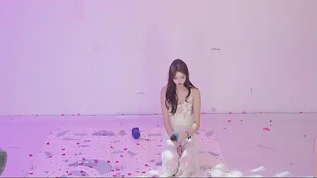 Show modela STY-0089 na web-kameri