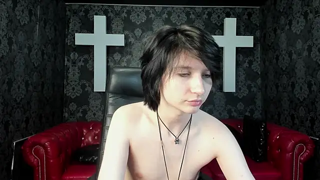 AdonBev élő XXX-chatje