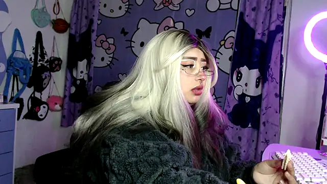 lussyevans24n Live XXX chat