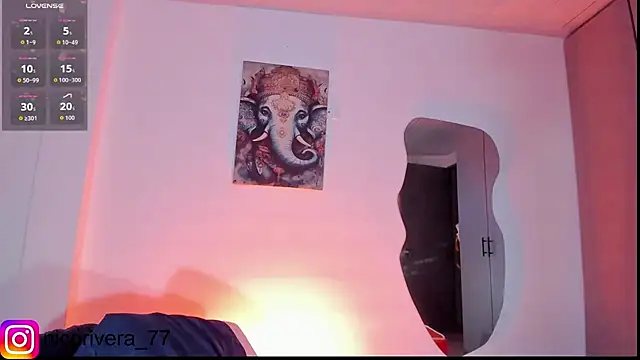 nico_riveraのライブXXXチャット