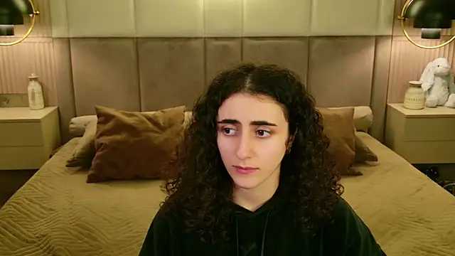 Susan_Fors Adlı Modelin Canlı XXX Sohbeti