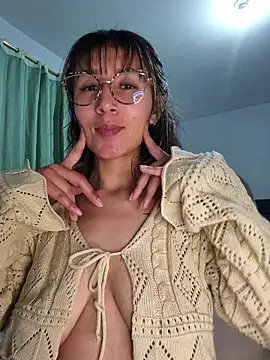 Mar_puentes live XXX chat