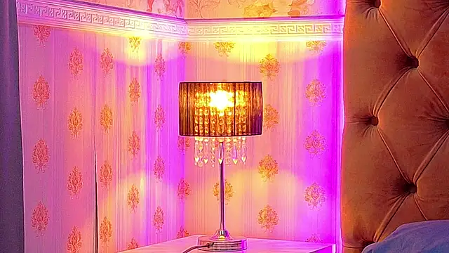 CoraVex 라이브 XXX 채팅