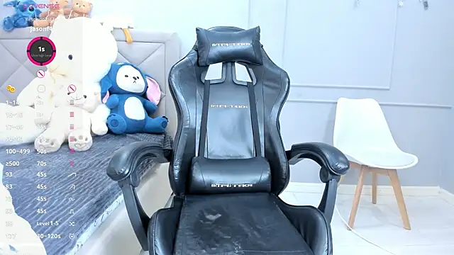 Yunleah Chat XXX in diretta