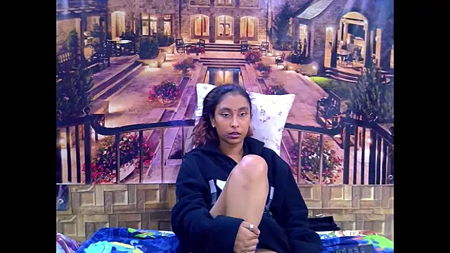 IndianSexyButt Chat XXX live