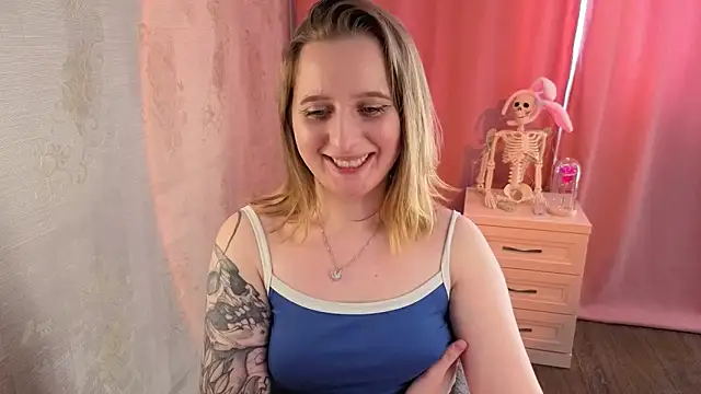 CuteLilyLove live XXX chat