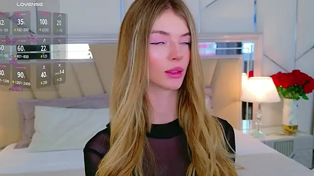 MeganMour live XXX chat