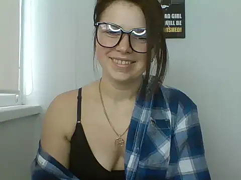 Naughty_Nata 即時 XXX 聊天