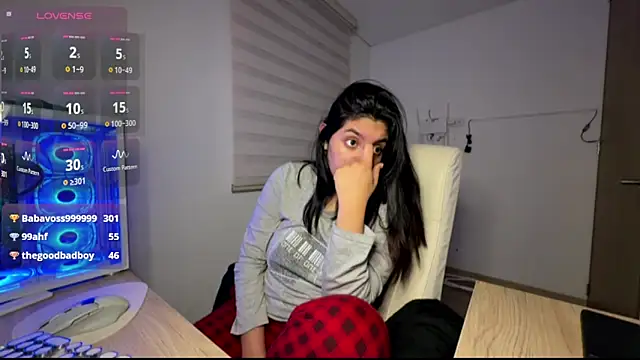 Chat XXX ao vivo de cloe_small