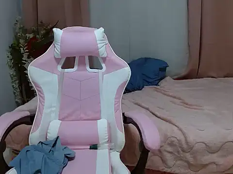 JustJakey Adlı Modelin Canlı XXX Sohbeti