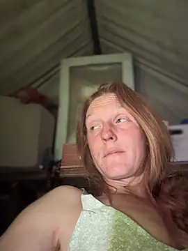 Онлайн чат XXX GoldenFlameGoddess