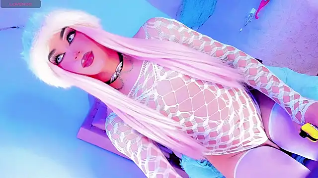 Shiaki_04 webkamerás műsora