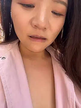 lucyxiaolulu's Live XXX Chat