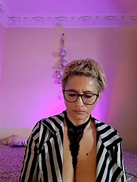 LunaBlaise's Live XXX Chat