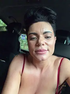 Show modela LukeLouHarvey na web-kameri