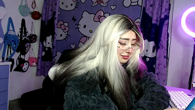 Chatroom XXX en direct de lussyevans24