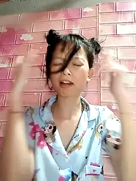 Chammy720 在線直播表演