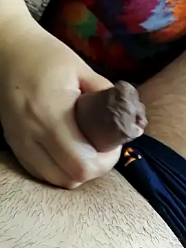 Show modela MadaamJizz_DickLewd na web-kameri