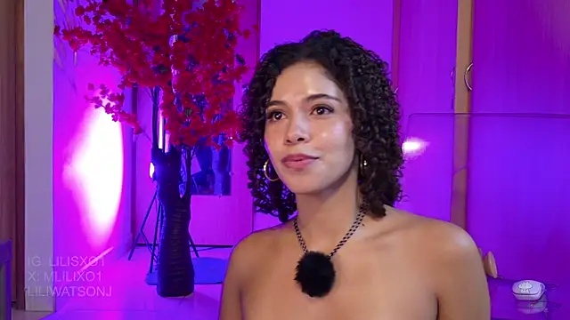 liliwatsonj's Live XXX Chat