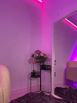 ScarletFlameee Webcam show