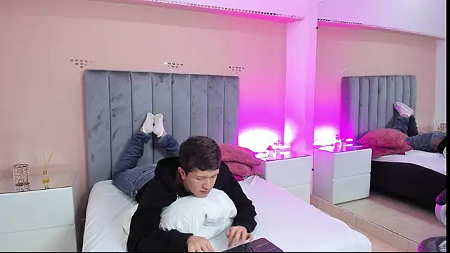 Вебкам-шоу ken_col