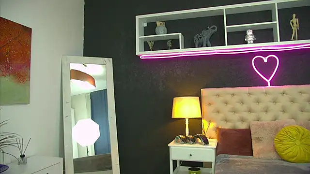 TaniaKaverina Chat XXX in diretta