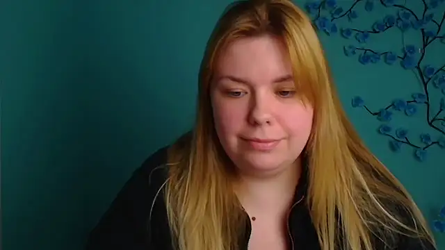 SusannaNight live XXX chat