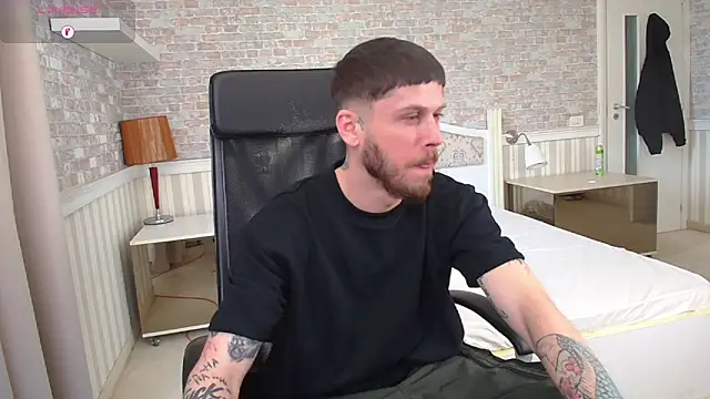 JonahShaw 在線直播表演