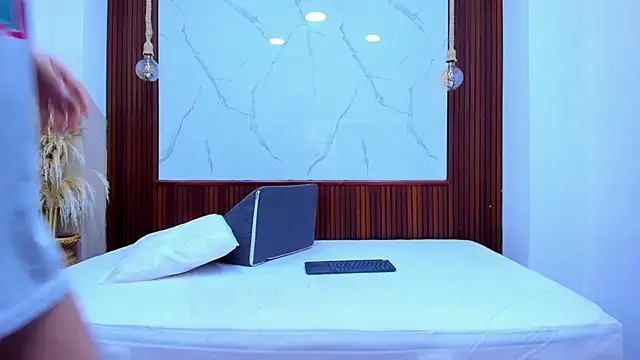 Loversinfire2 webcam show