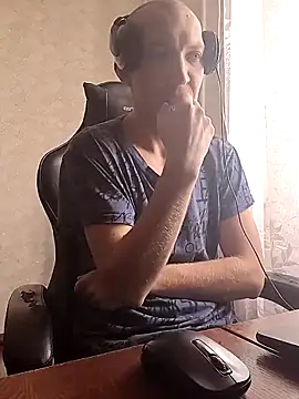 _uncle_Mitya-43_ Pertunjukan Webcam