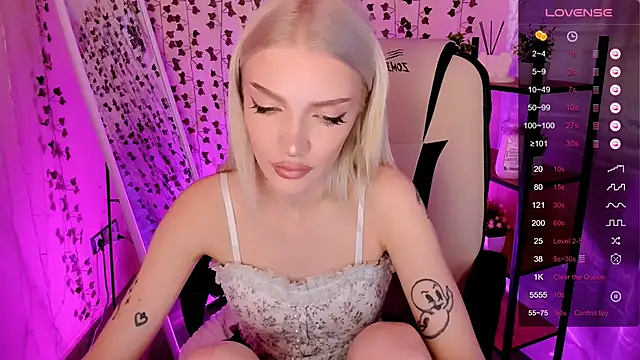 Chatroom XXX en direct de AnyaTaylor_