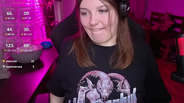 XNirvanaX Chat XXX live