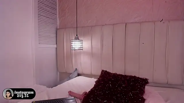 Онлайн чат XXX avy_st