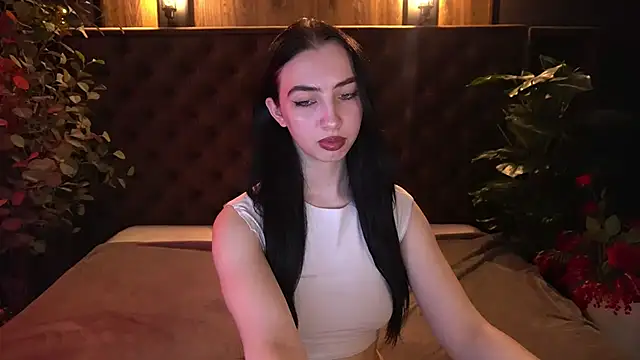 WildKittenX_'s Live XXX Chat