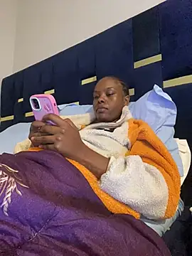 Dellah27 live XXX chat