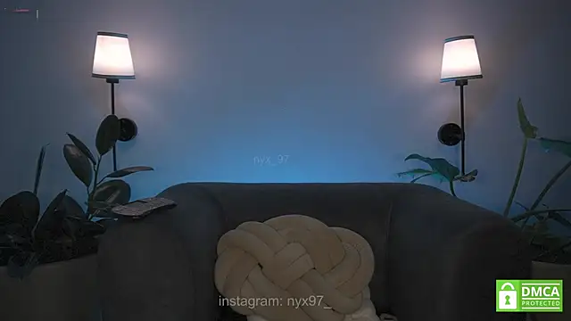 nyx_97: онлайн-секс-чат