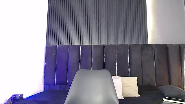 Logan_SteelのライブXXXチャット