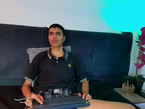 Alan_Colthon webcam show